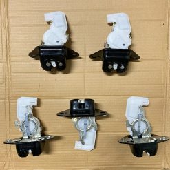 Khóa Ngậm Cốp Honda CR-V 2007-2011 Mã 74800-SMG-G01