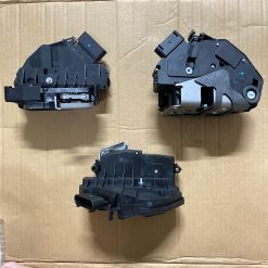 Khóa cánh cửa Ford Fiesta 2011-2017 và Ford EcoSport 2018 sau phụ mã GN15A264A26DA